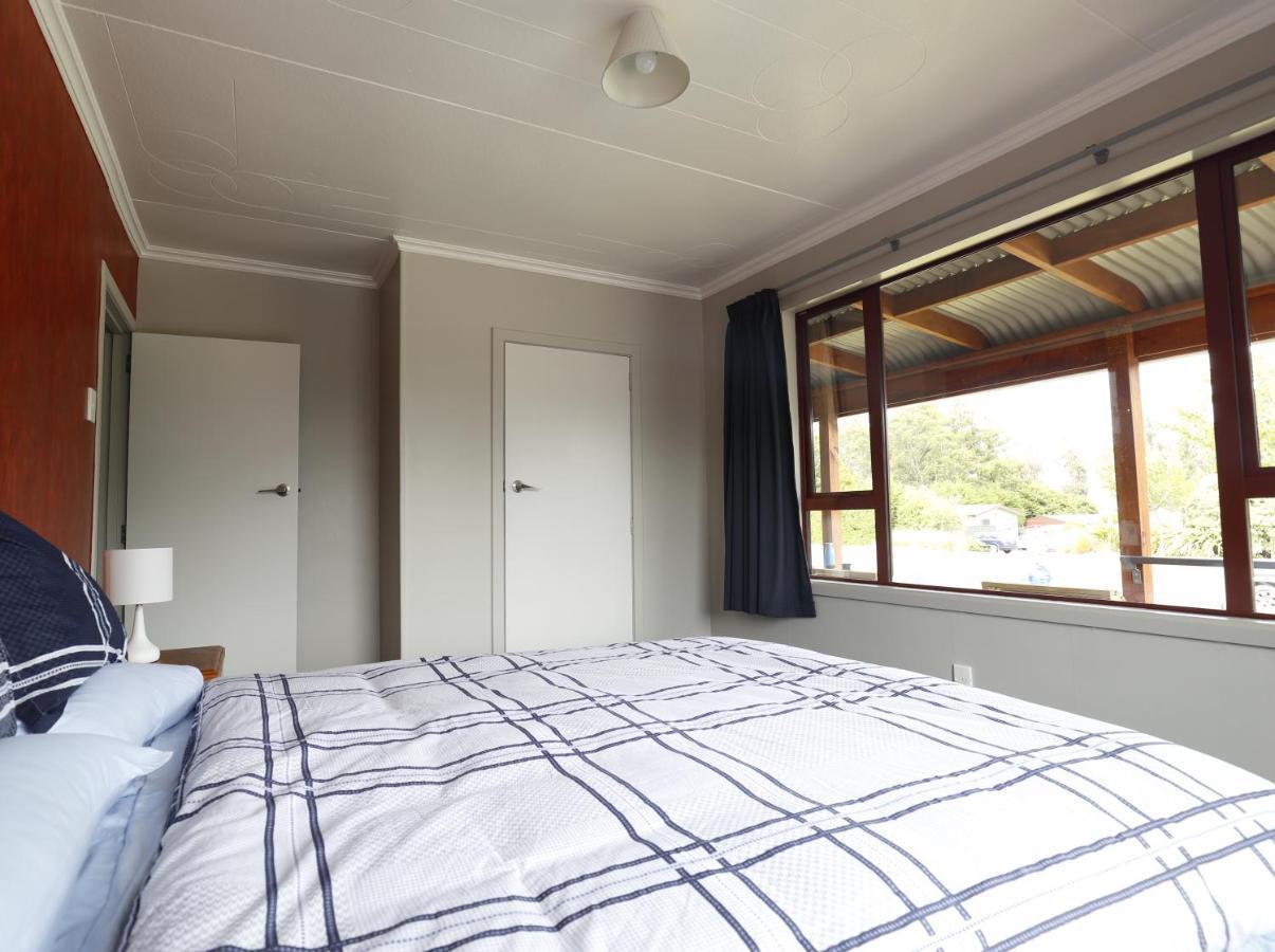 Mokonui Cottage - Te Anau Holiday Home Zewnętrze zdjęcie