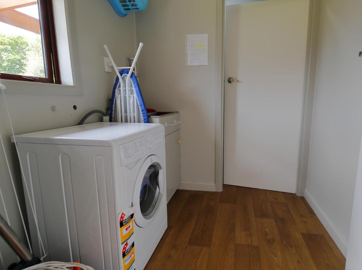 Mokonui Cottage - Te Anau Holiday Home Zewnętrze zdjęcie