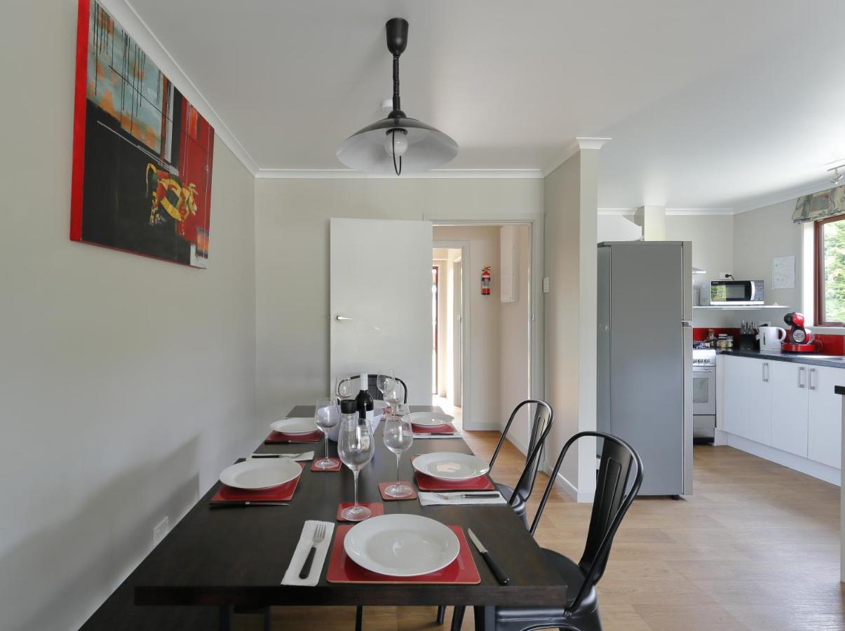 Mokonui Cottage - Te Anau Holiday Home Zewnętrze zdjęcie