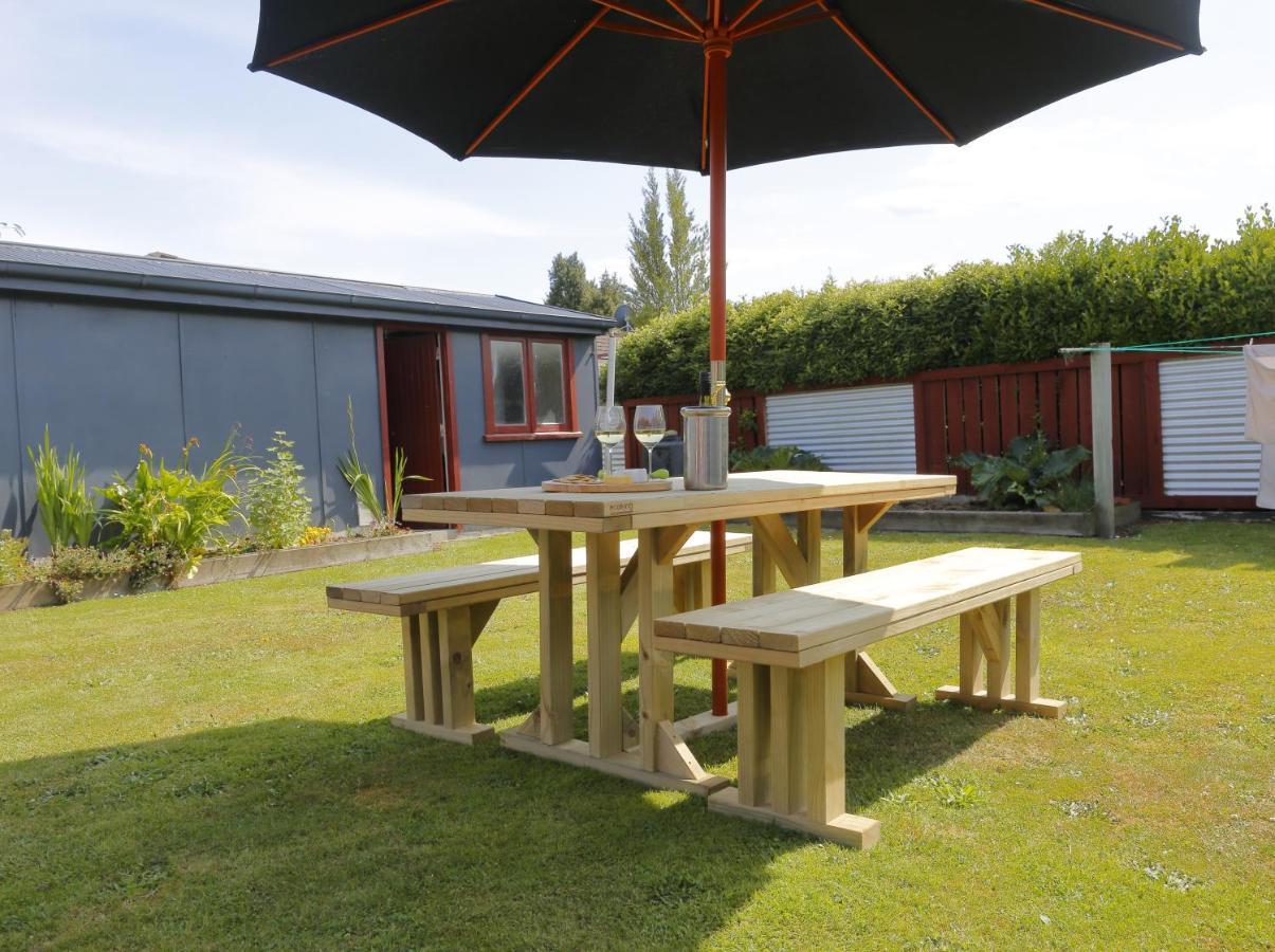 Mokonui Cottage - Te Anau Holiday Home Zewnętrze zdjęcie