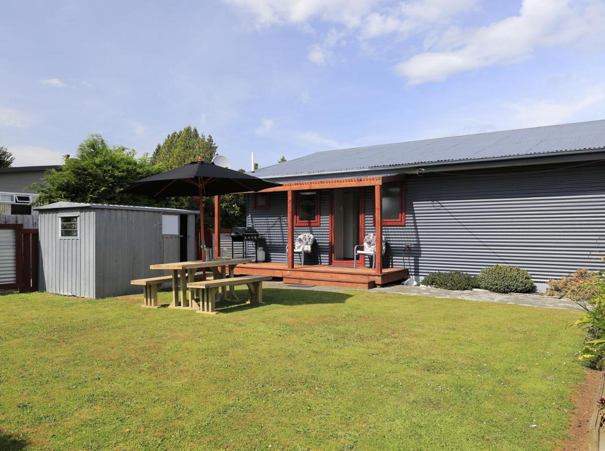 Mokonui Cottage - Te Anau Holiday Home Zewnętrze zdjęcie