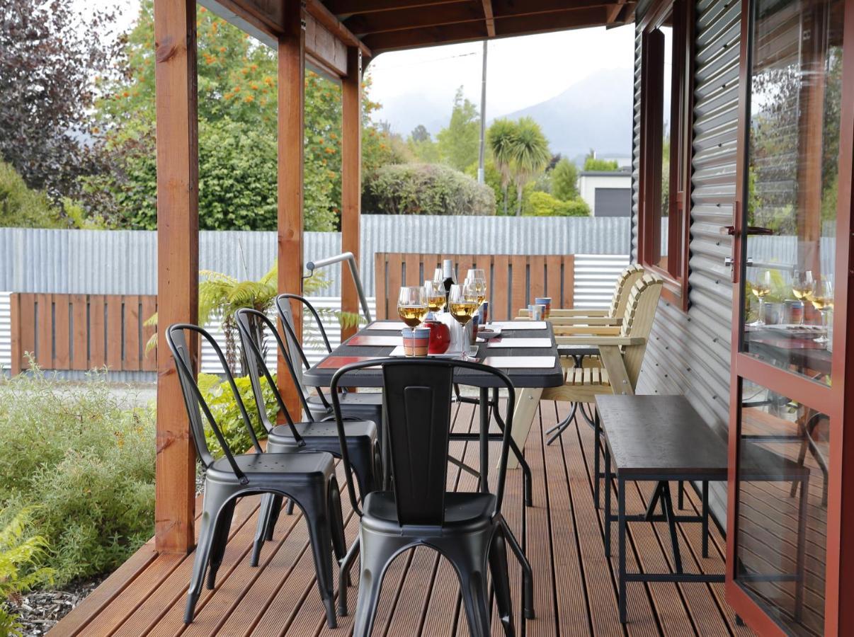 Mokonui Cottage - Te Anau Holiday Home Zewnętrze zdjęcie