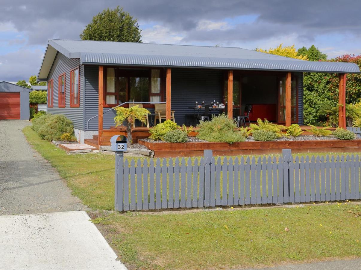 Mokonui Cottage - Te Anau Holiday Home Zewnętrze zdjęcie